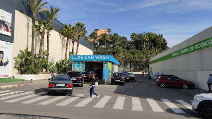 Foto LUXE CAR WASH