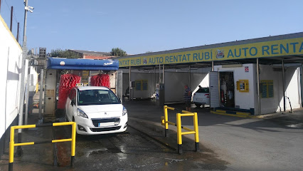 Foto Auto Rentat Rubi