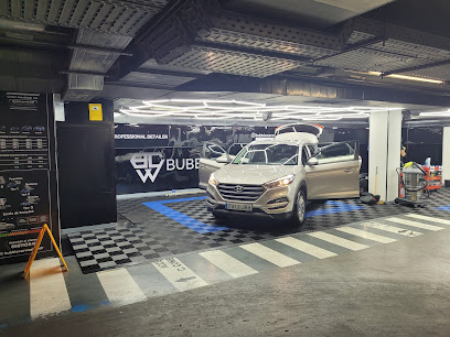 Foto Lavadero de Coches Bubble Car Wash Príncipe Pio Lavado Detailing parking indigo