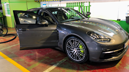 Foto LAVADO DE COCHES VITORIA GARAJE FFA