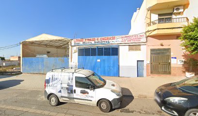Foto Lavado A Mano Y Engráse